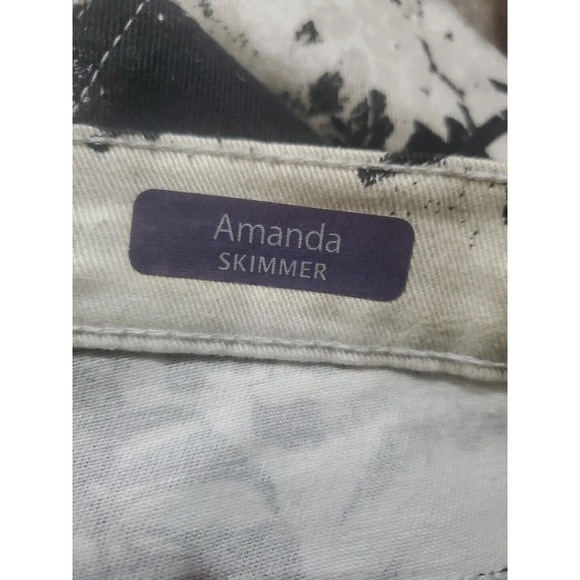 Gloria Vanderbilt Amamda Size 18 Cotton Blend Stretch Foliage Print Capri Pants - Picture 11 of 12